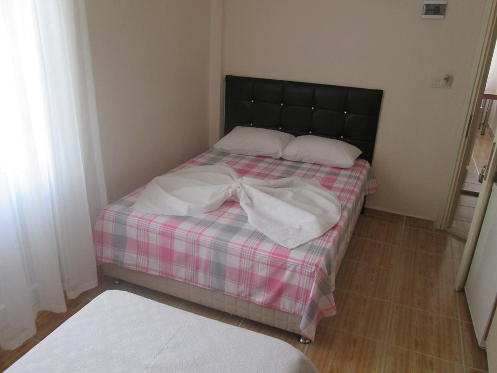 Avsa Cane Motel Türkeli Pokoj fotografie